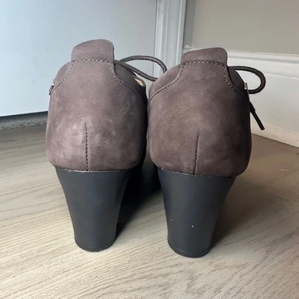Comfortiva Leather Ankle Boots Lace Up‎ Heeled Booties Brown Women's 9.5M